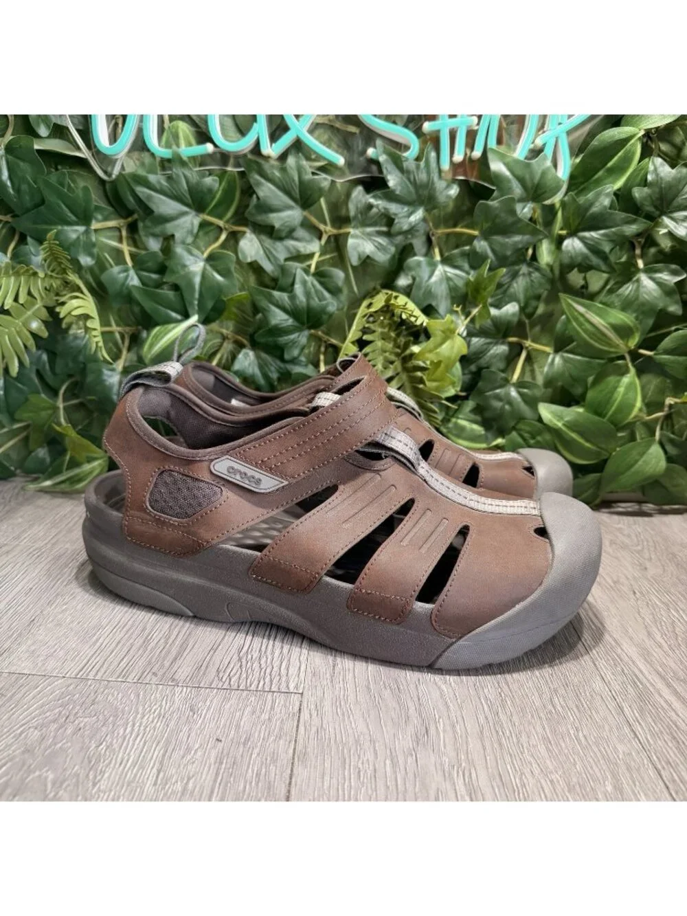 Crocs Yukon Fisherman Sandals Men’s size 12 brown gray rubber